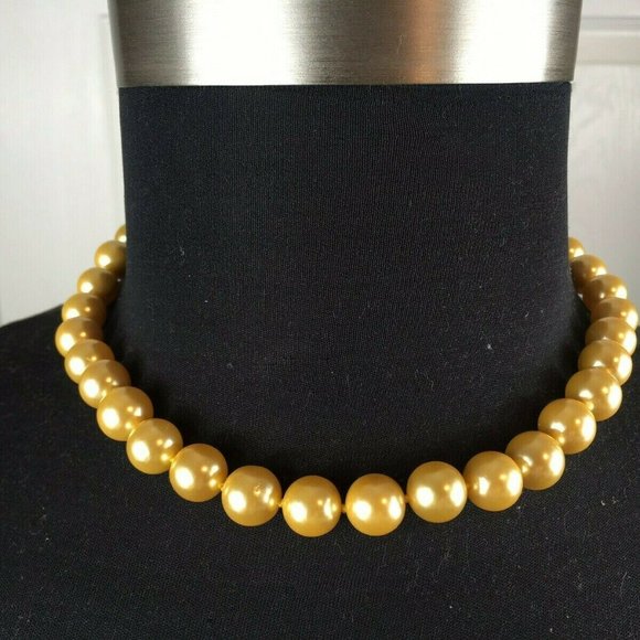 Stauer Jewelry | Stauer Gold Tone Pearl Necklace And Bracelet Set ...